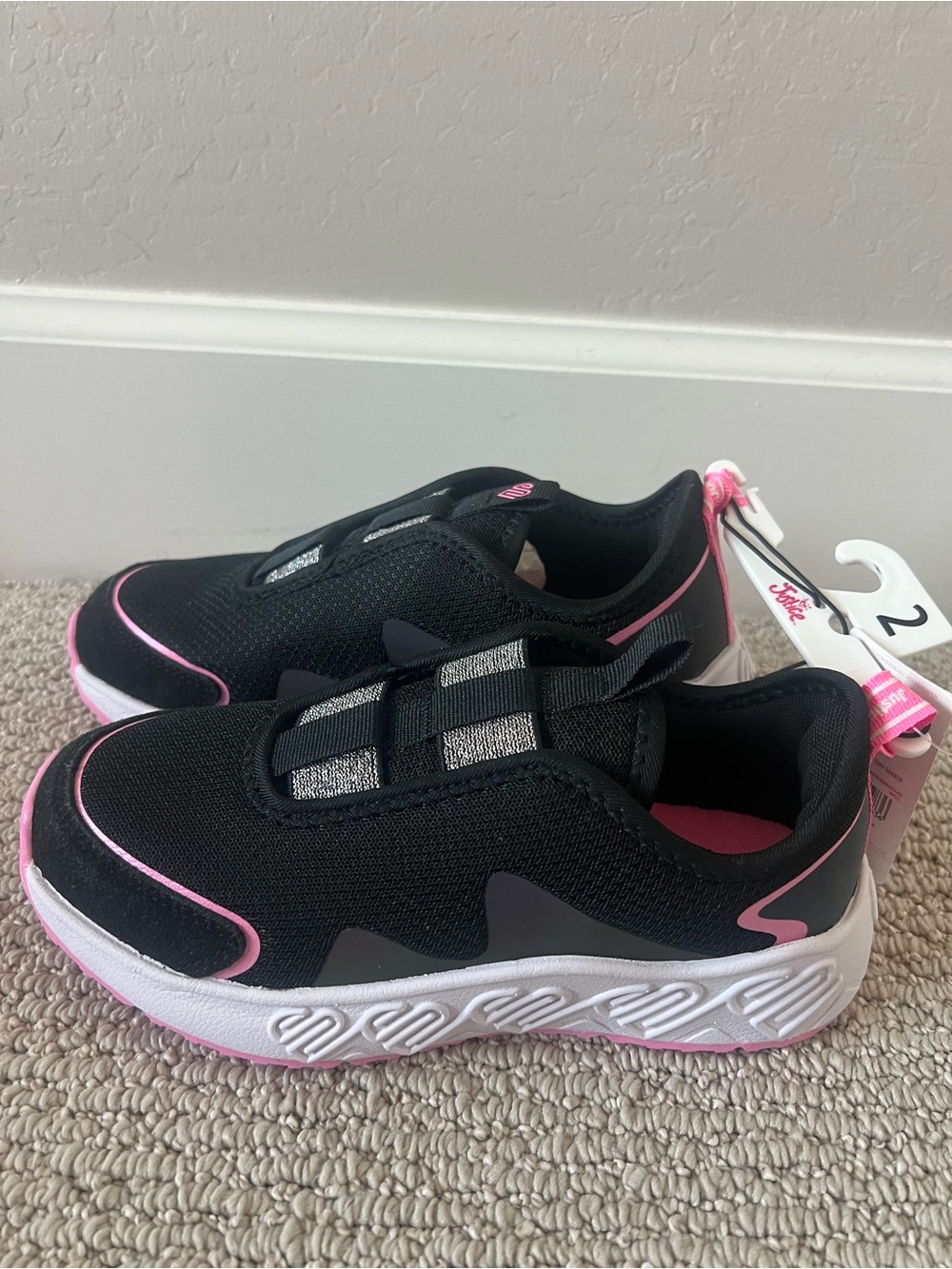 Justice Girls Slip-On Athletic Sneakers size2 NWT $15